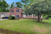 Building Photo - 8 Heathwood Dr