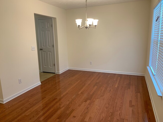 Building Photo - Mt. Juliet Rental – 3 Bedrooms, 2.5 Baths,...