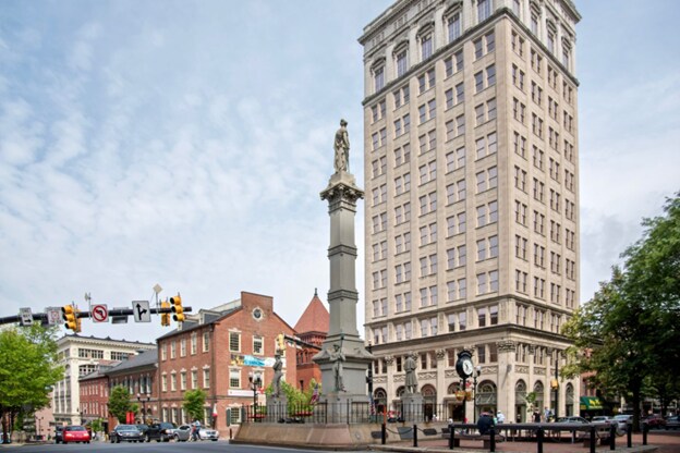 Building Photo - 550 New Holland Ave