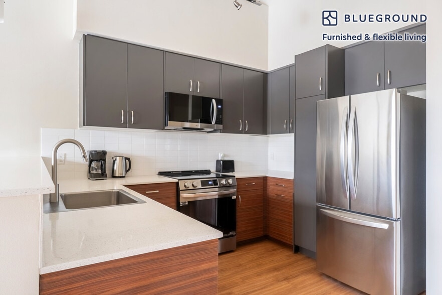 Building Photo - 8300 160th Ave NE