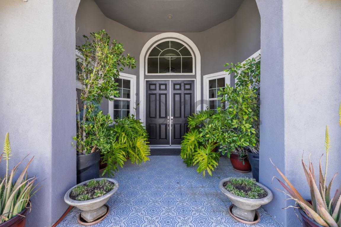 Building Photo - 47298 Twin Pines Rd