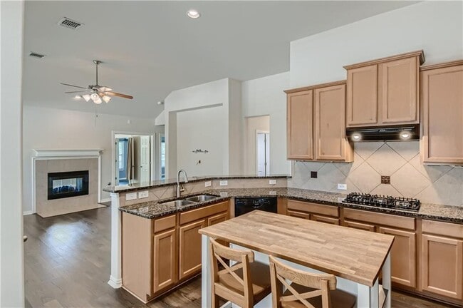 Building Photo - 2596 Santa Barbara Loop