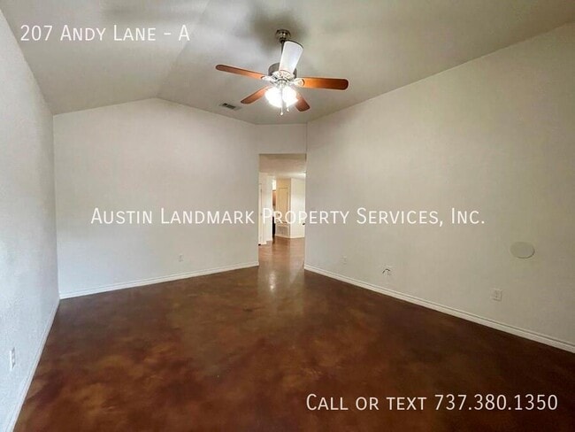 Building Photo - 207 Andy Ln