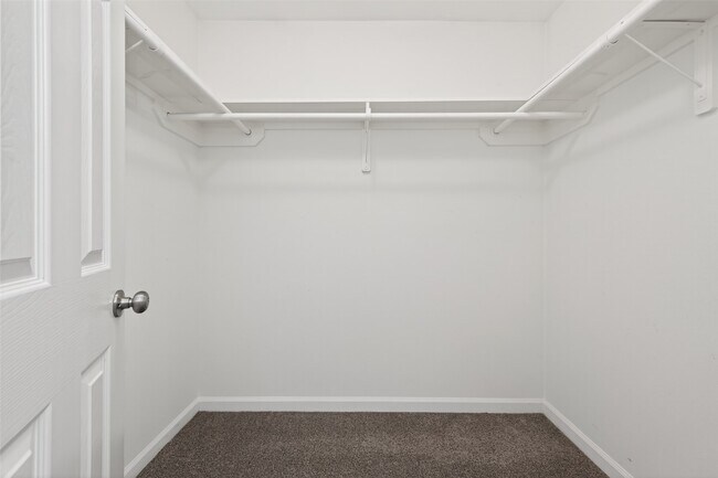 Building Photo - 7511 Dyer St