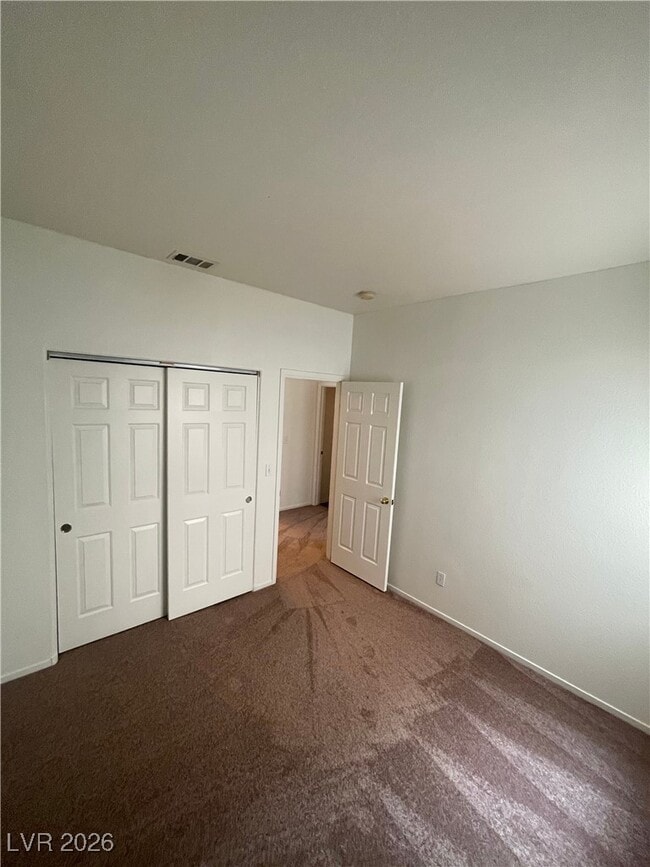 Building Photo - 9020 Valley of Fire Ave