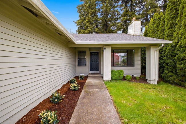 Building Photo - 17563 SW Granada Dr