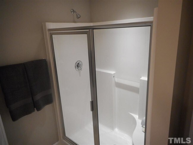 Building Photo - 2147 Sunny Cove Dr