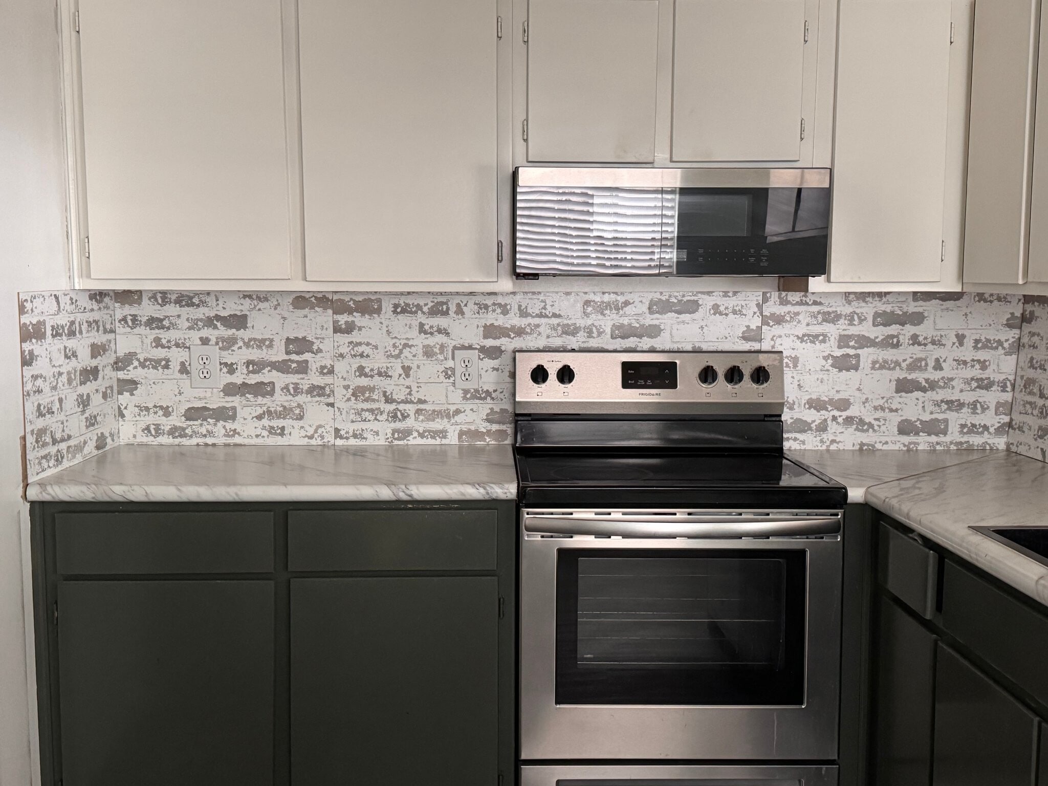 Building Photo - 2498 Nugget Ln