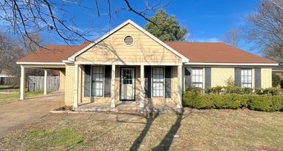 Building Photo - 7084 Texel Cove