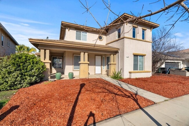 Building Photo - Large two-story home in the Bridal Ridge c...