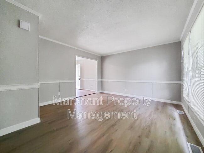 Building Photo - 719 Amy Gray Street