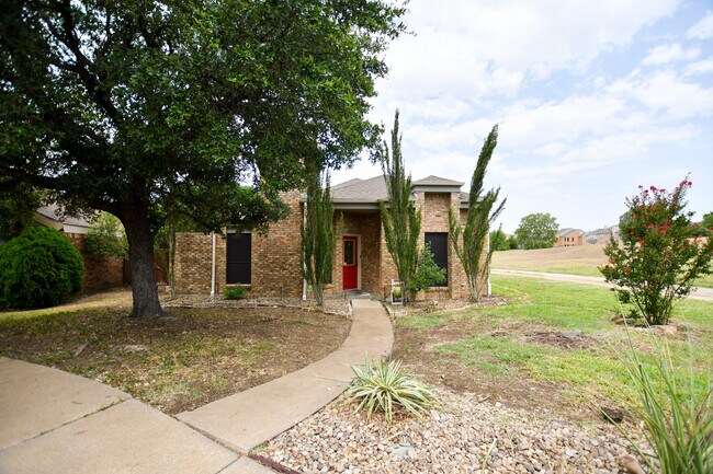 Building Photo - 4056 La Costa Ct