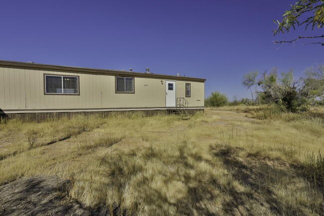 Building Photo - 6845 W Pima Mine Rd