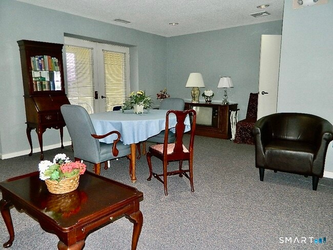 Building Photo - 75 Washington Ave