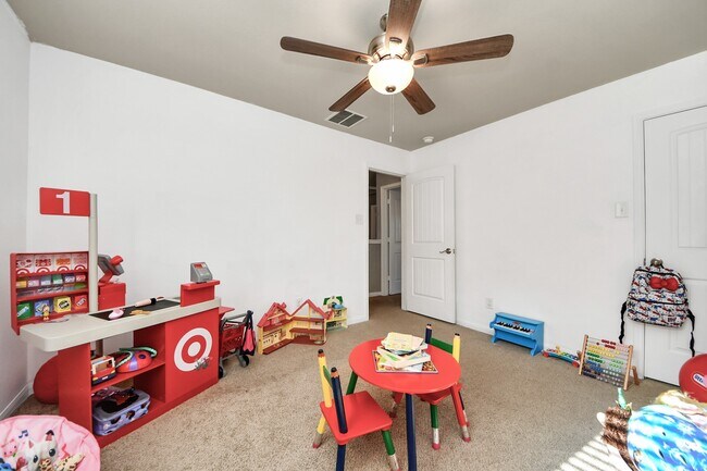Building Photo - 18611 Cooper Ravine Wy