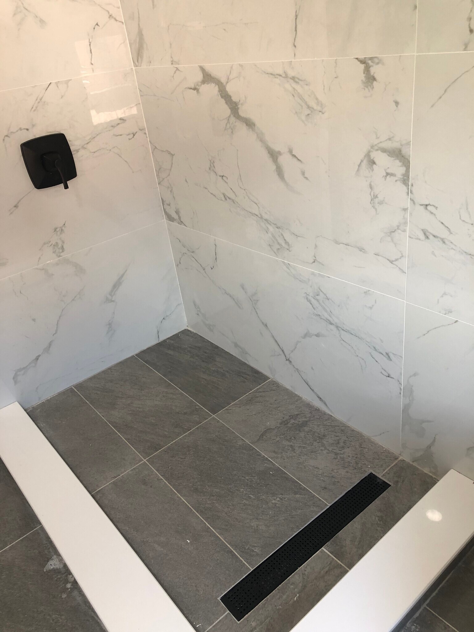 Building Photo - 385 Palisade Ave