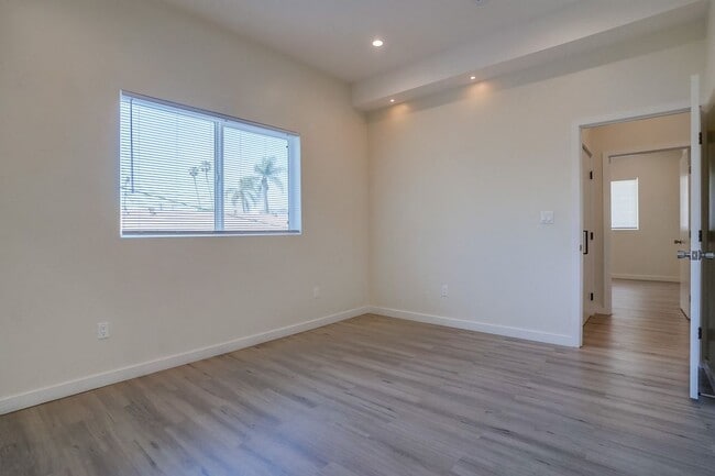 Building Photo - 4636 Lomita St
