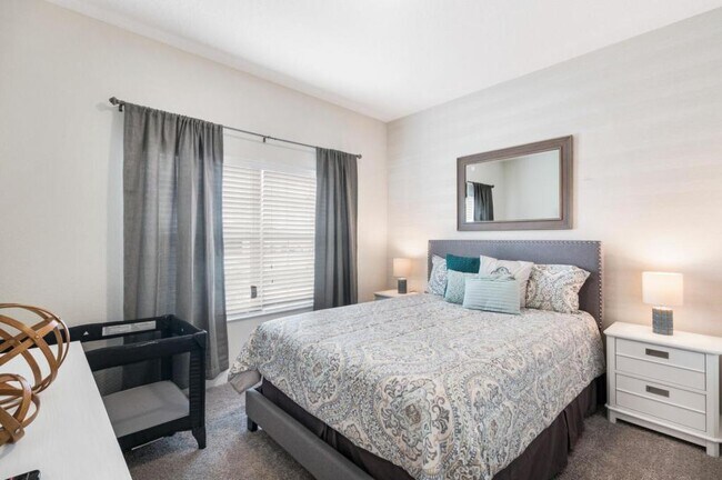 Building Photo - 8945 Stinger Dr