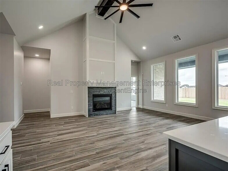Building Photo - 5933 NW 158th St