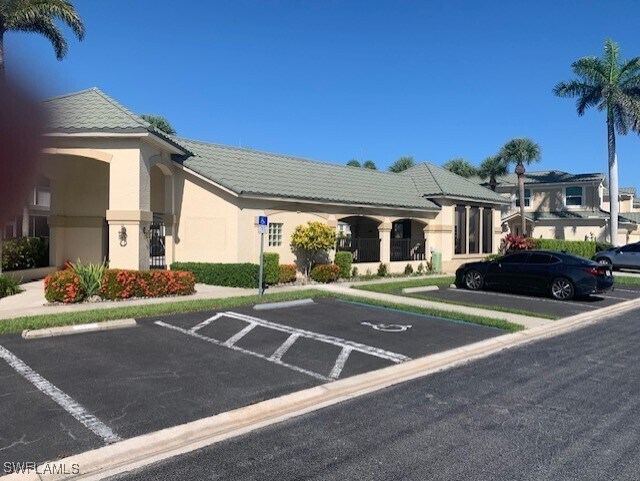 Building Photo - 14560 Grande Cay Cir