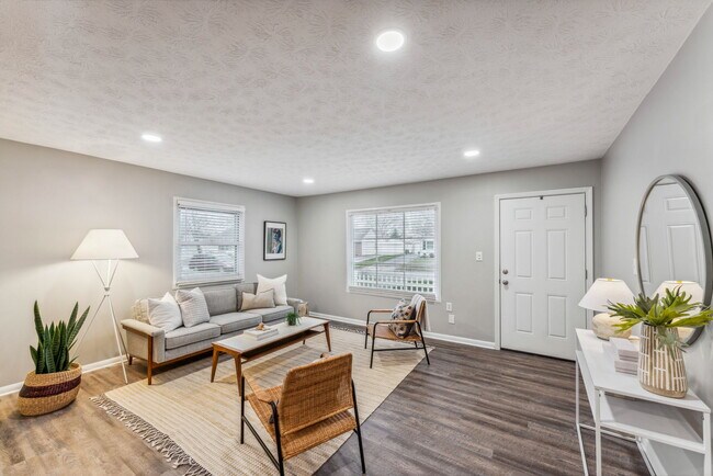 Building Photo - 4554 Moraine Ave