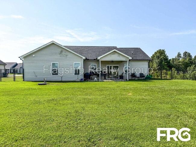 Building Photo - 103 Mutton Dr