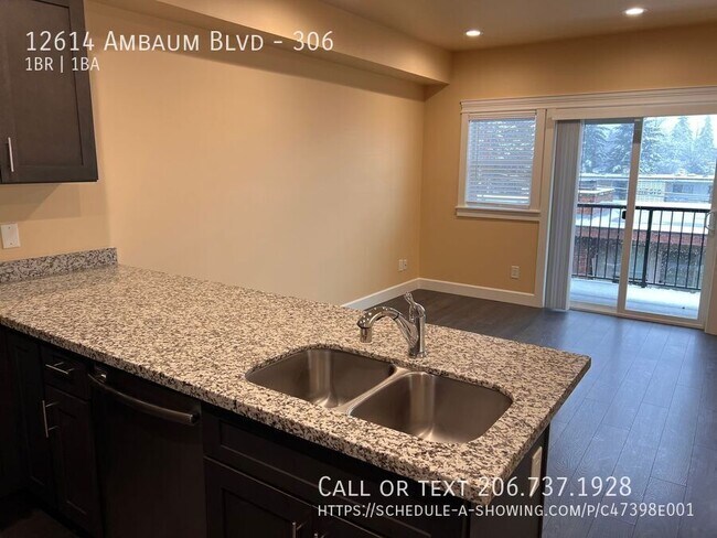 Building Photo - 12614 Ambaum Blvd SW