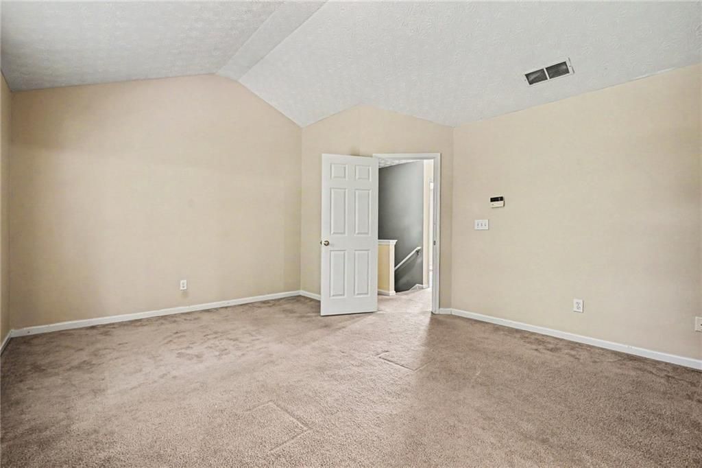 Building Photo - 375 Clairidge Ln SW