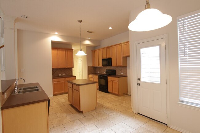 Building Photo - 14318 Bush Sage Dr