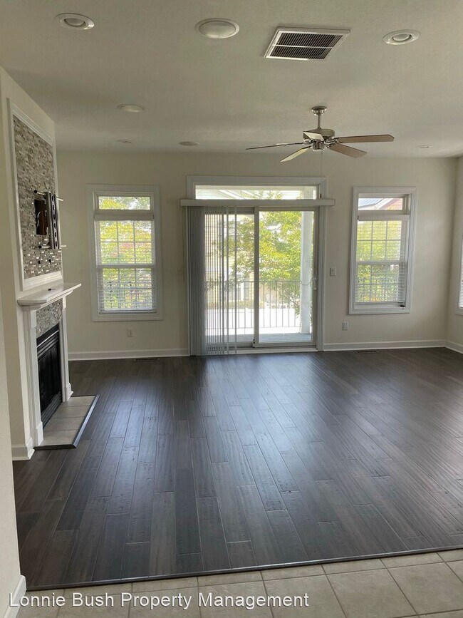 Building Photo - 4 br, 3.5 bath House - 532 22 1/2 Street