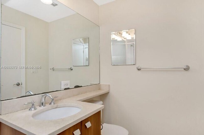 Building Photo - 1011 Crystal Way