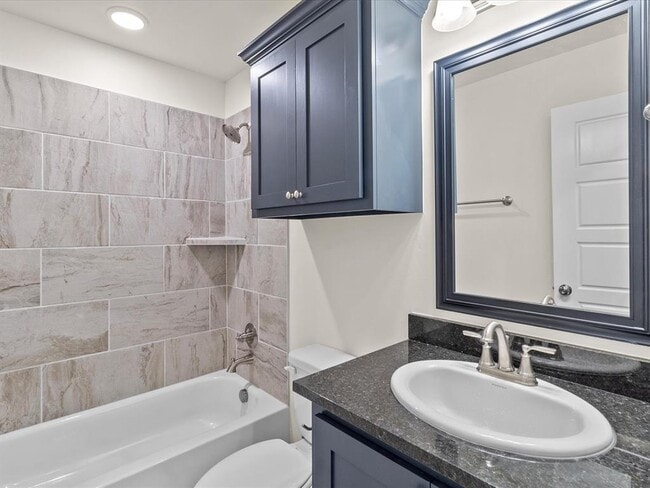 Building Photo - 12517 NE 36th St