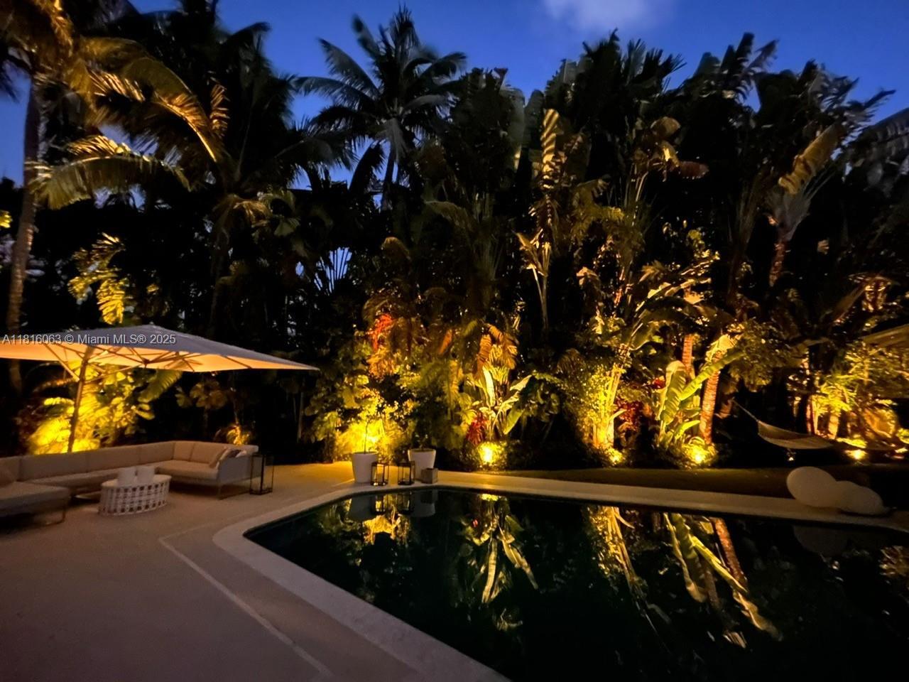 Building Photo - 375 Harbor Ct