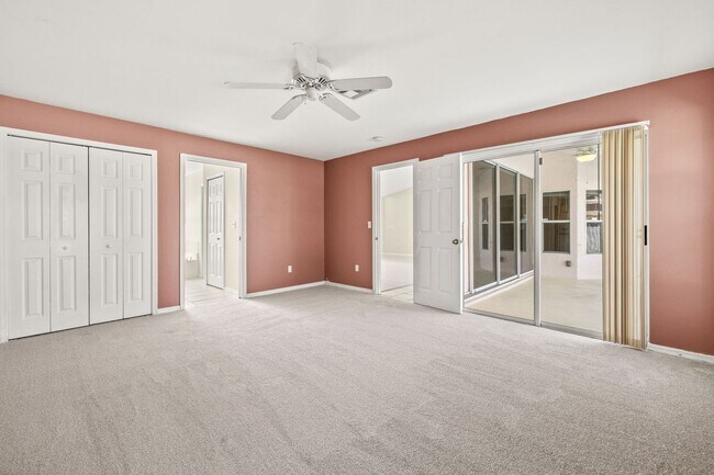 Building Photo - 3 Bed 2 Bath Pool Home