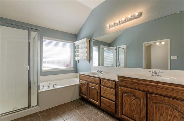 Building Photo - 13994 Fall Harvest Dr