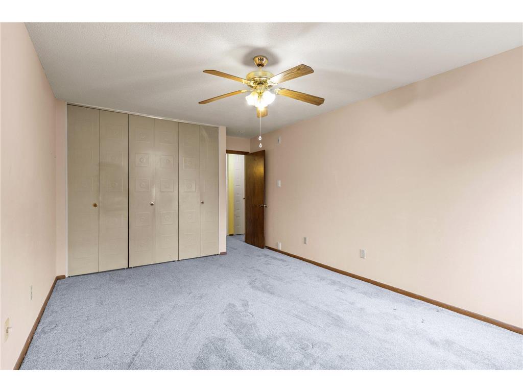 Building Photo - 4101 Parklawn Ave