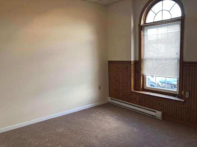 Building Photo - RBALD44