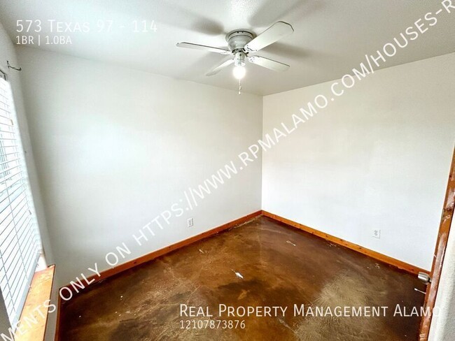 Building Photo - AVAILABLE NOW! 1 Bedroom / 1 Bath Lodge w/...