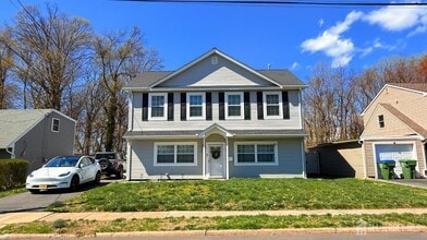 Building Photo - 39 Caldwell Rd