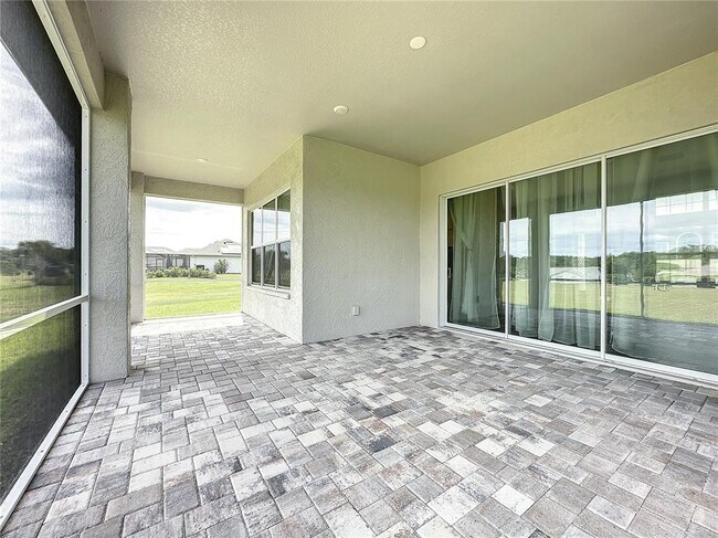 Building Photo - 725 E Charleston Ct