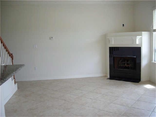 Gaslog fireplace - 16020 Fountainview Dr