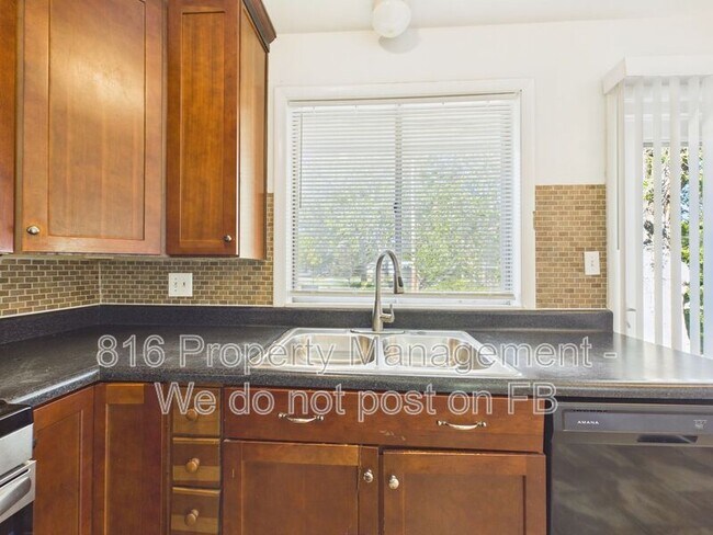 Building Photo - 7800 E 91 St