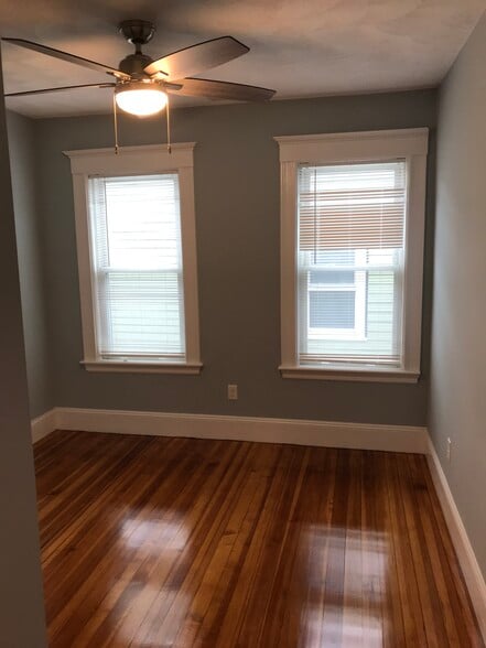 Building Photo - 305 Highland Ave