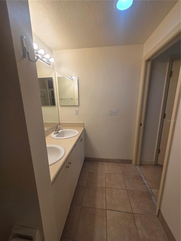 Building Photo - 8312 Bernwood Cove Loop