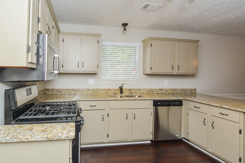 Building Photo - 3747 Willow Wood Way NW