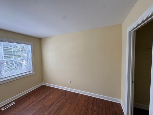 Building Photo - 460 N Lake Shore Dr