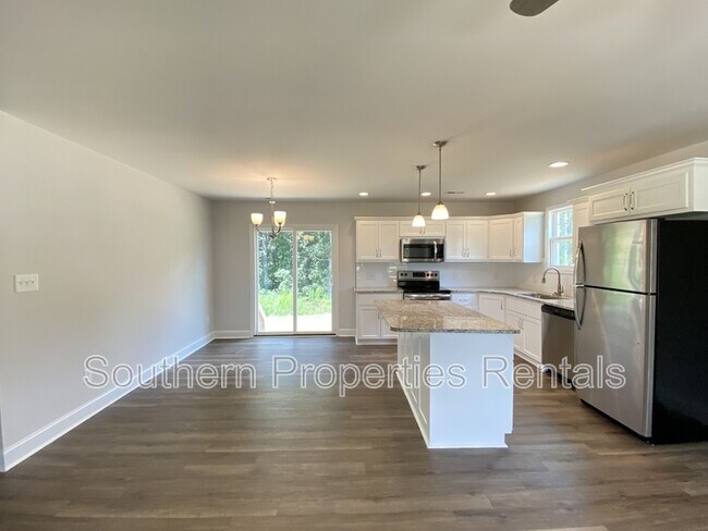Building Photo - 529 Hamlet Dr