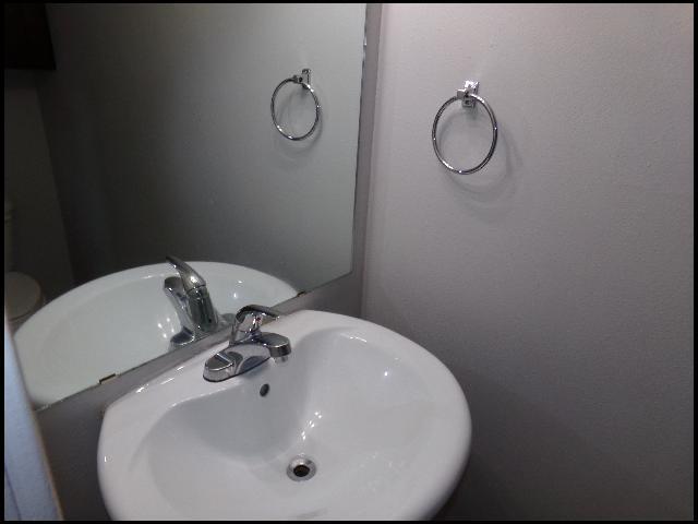 Building Photo - 222 Gamble Rd