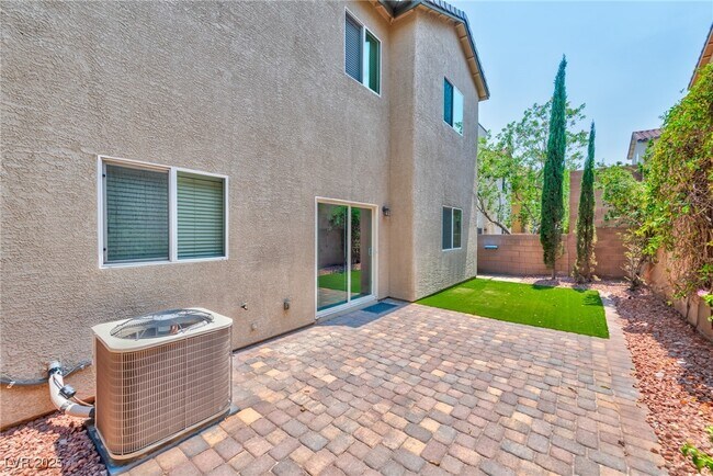Building Photo - 6731 Sumatra St