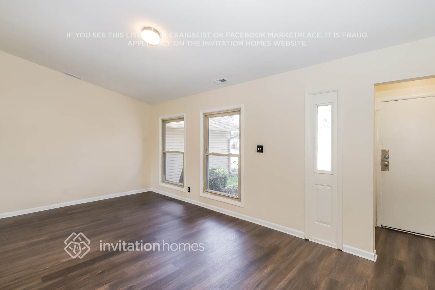 Building Photo - 2218 Jasmine Dr
